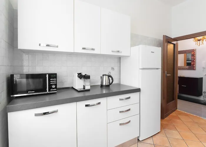 La Fenice Guest House